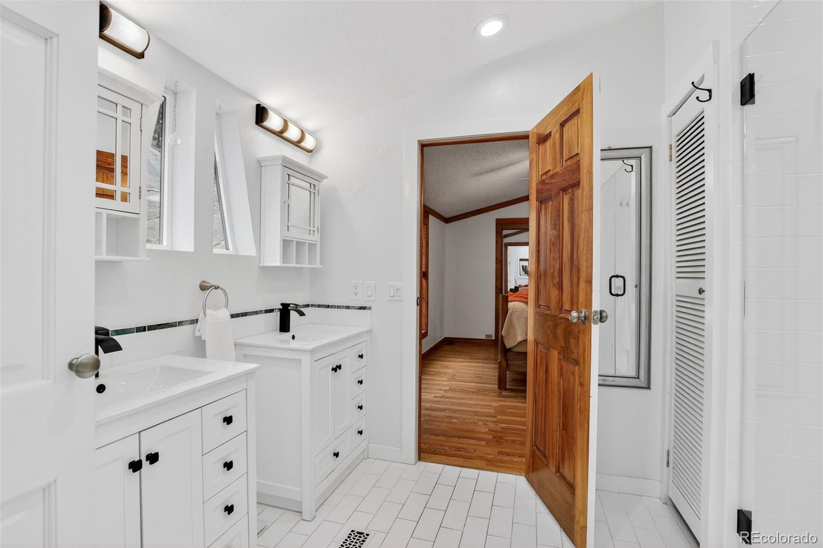 MLS Image #12 for 16070 s elk creek road,pine, Colorado