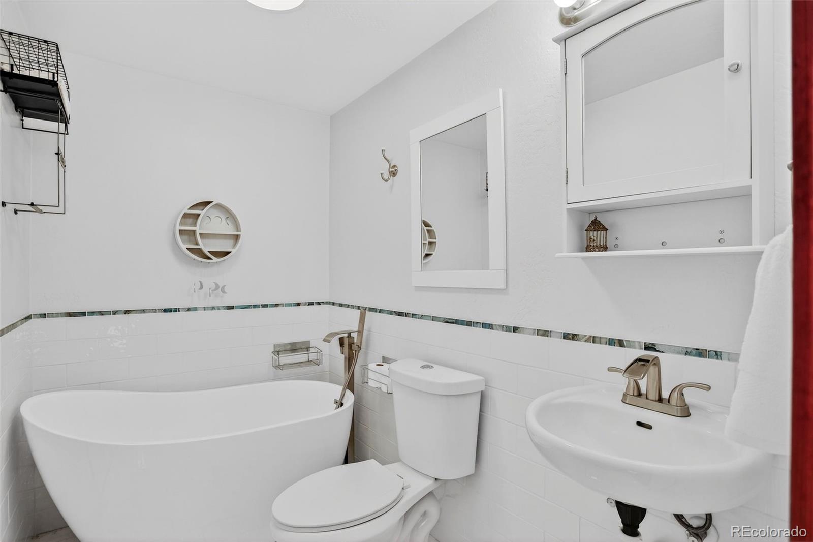 MLS Image #14 for 16070 s elk creek road,pine, Colorado