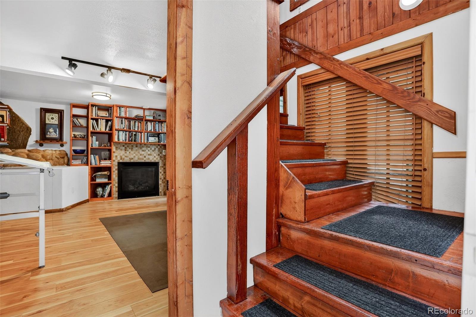 MLS Image #26 for 16070 s elk creek road,pine, Colorado