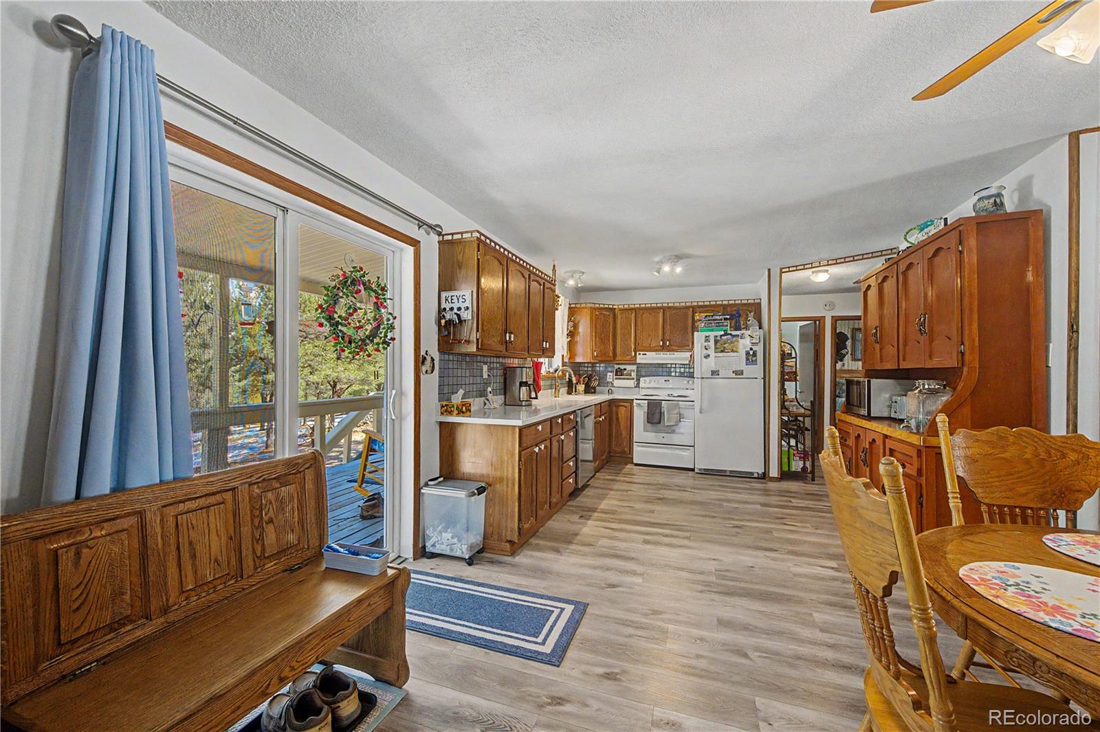 MLS Image #17 for 539  12th trail,cotopaxi, Colorado