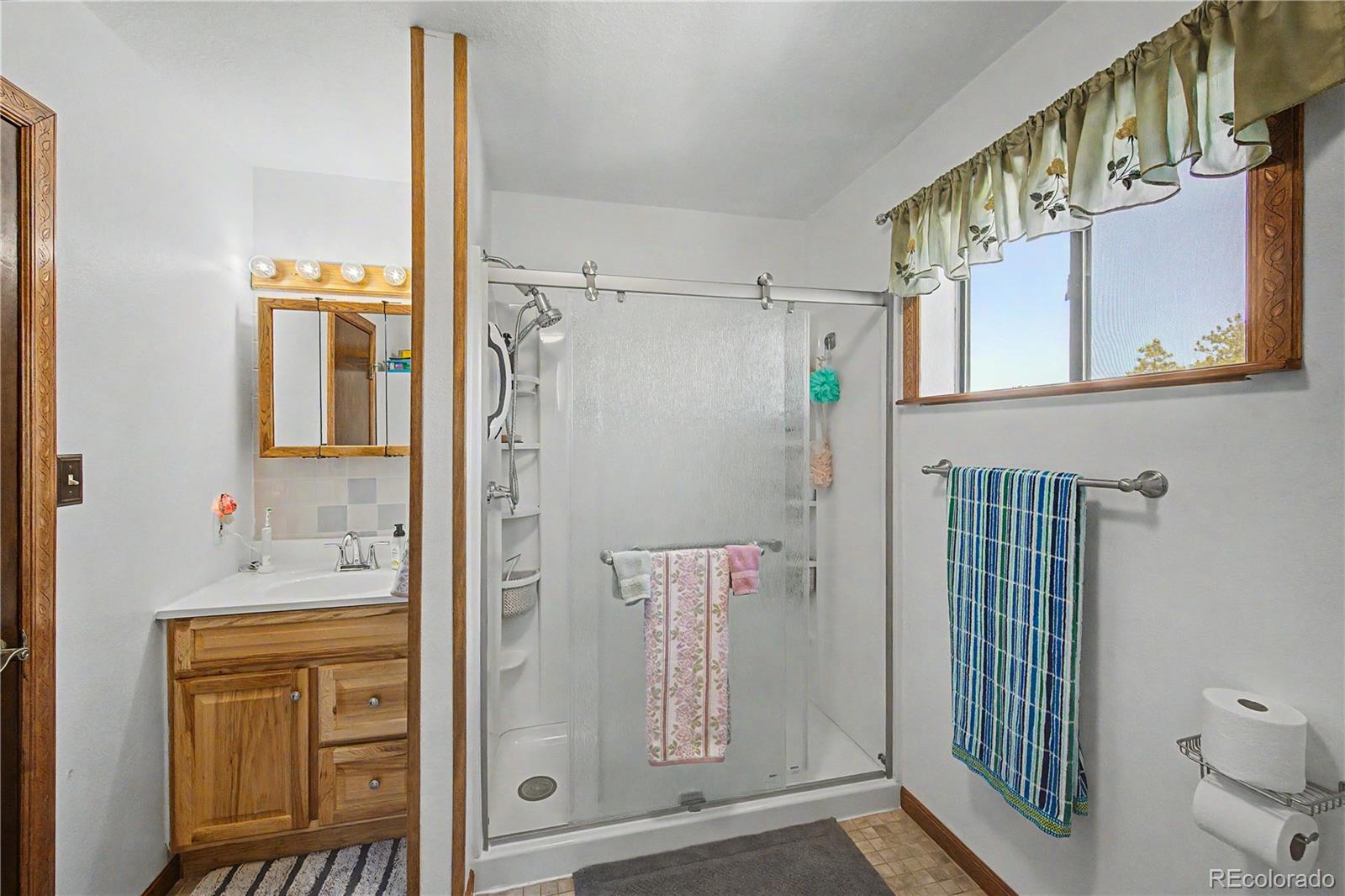 MLS Image #32 for 539  12th trail,cotopaxi, Colorado