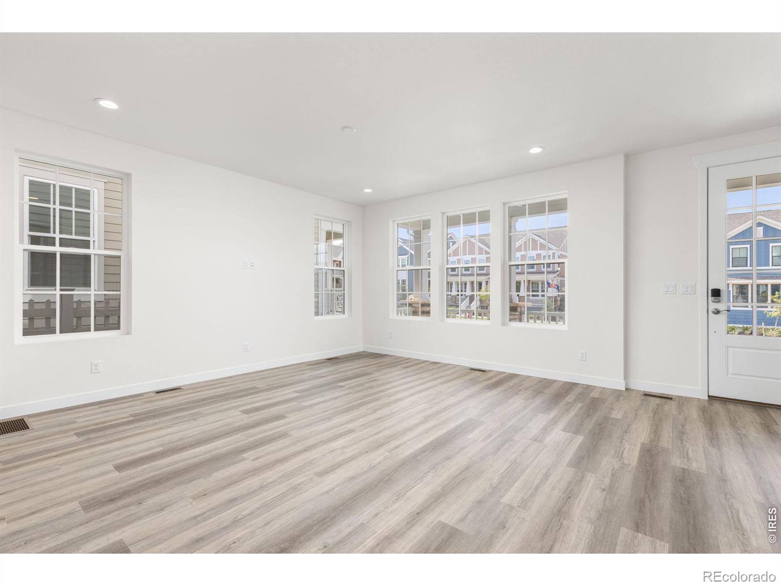 MLS Image #5 for 161  washington street,erie, Colorado