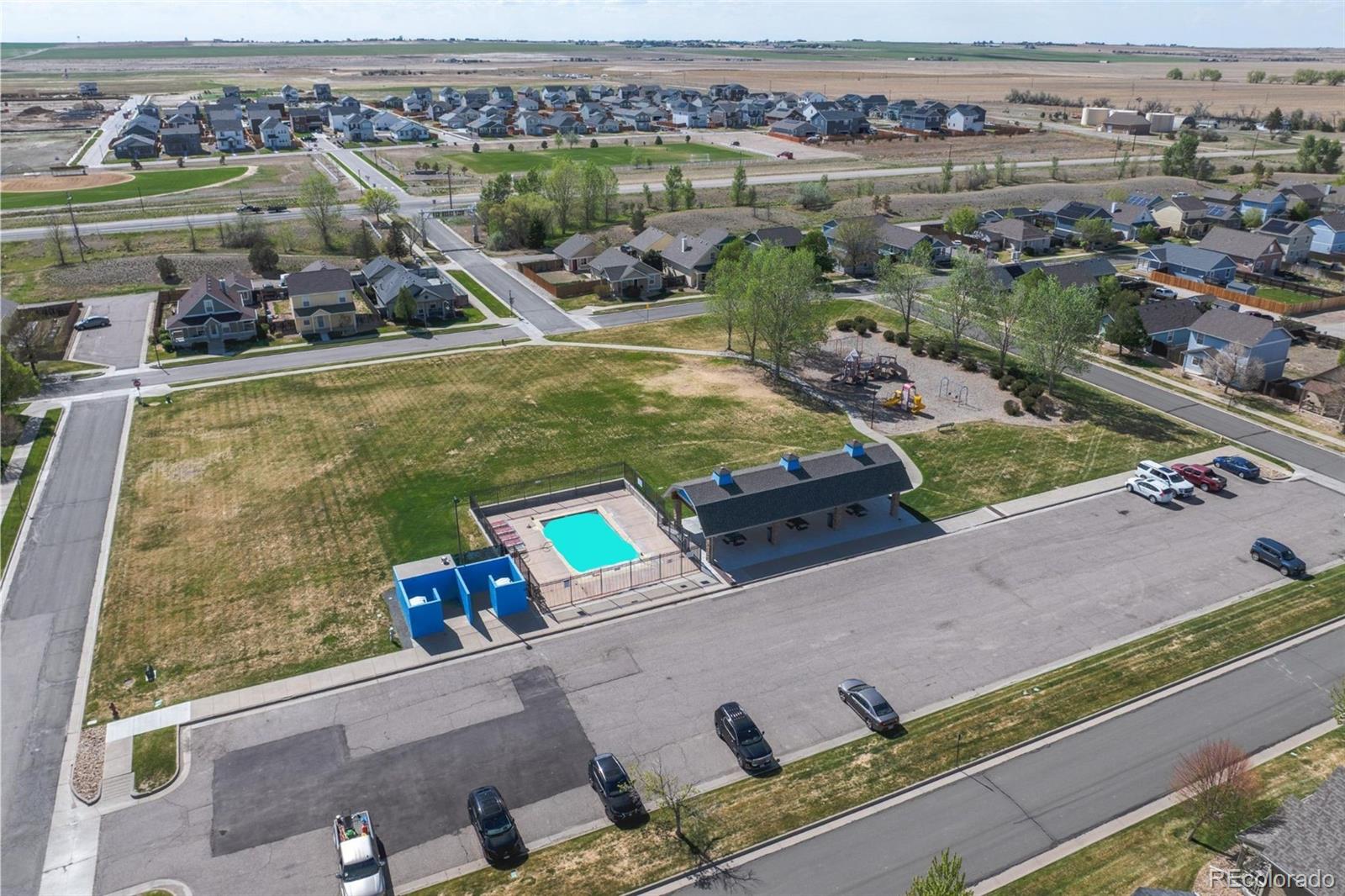 MLS Image #3 for 2830  renshaw street,strasburg, Colorado