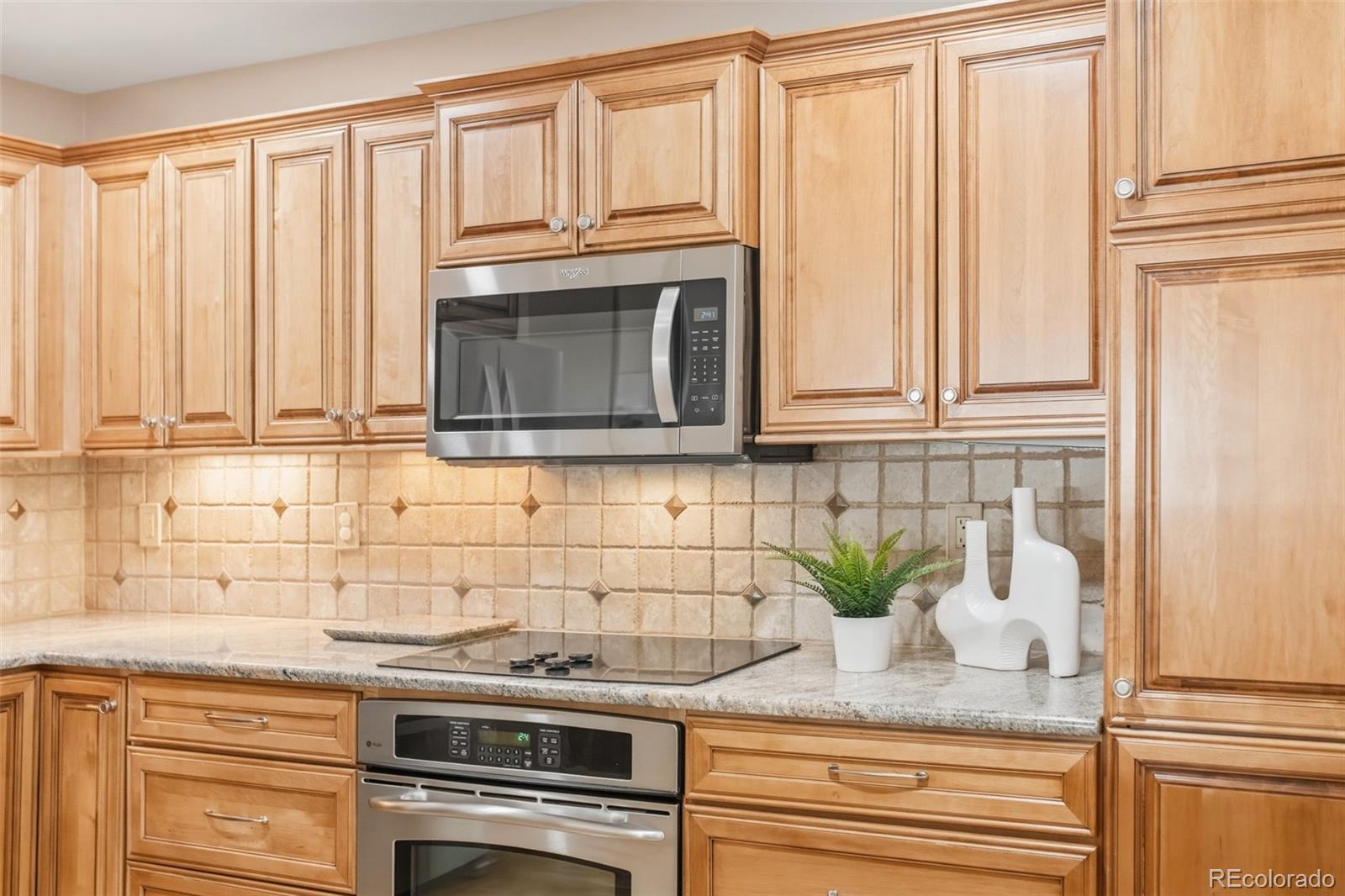 MLS Image #12 for 7634 s ivanhoe way,centennial, Colorado