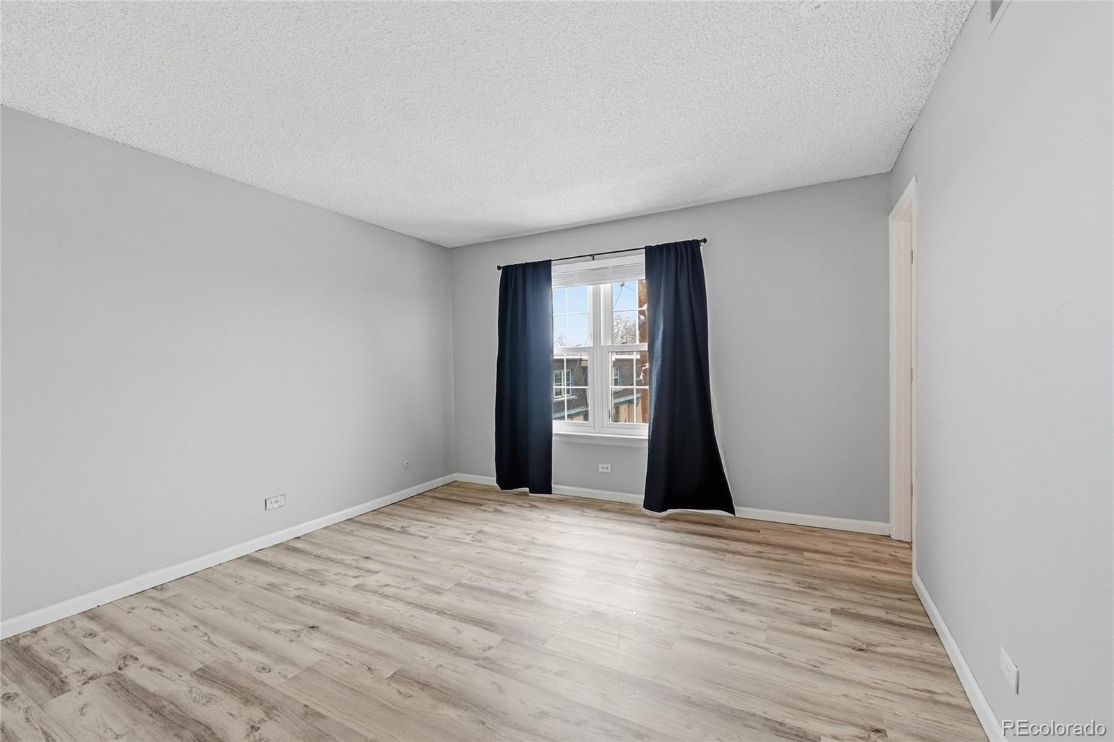 MLS Image #10 for 3490 s akron street,denver, Colorado