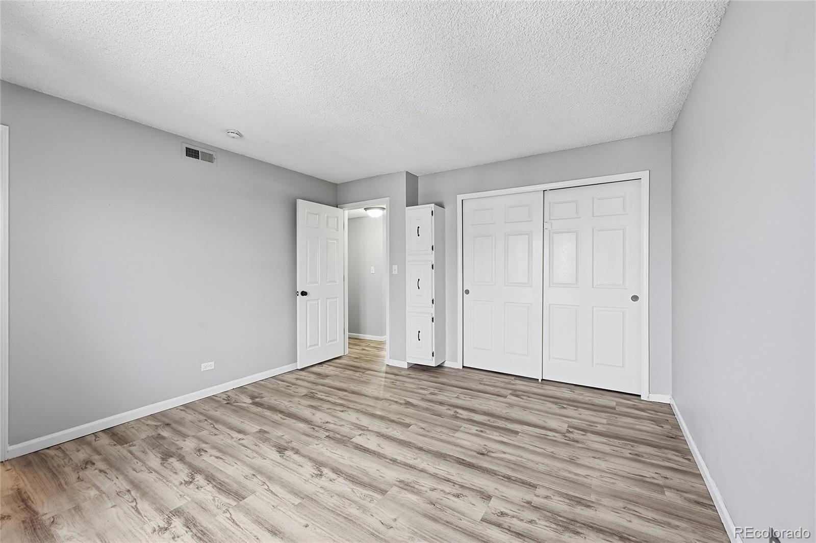 MLS Image #11 for 3490 s akron street,denver, Colorado