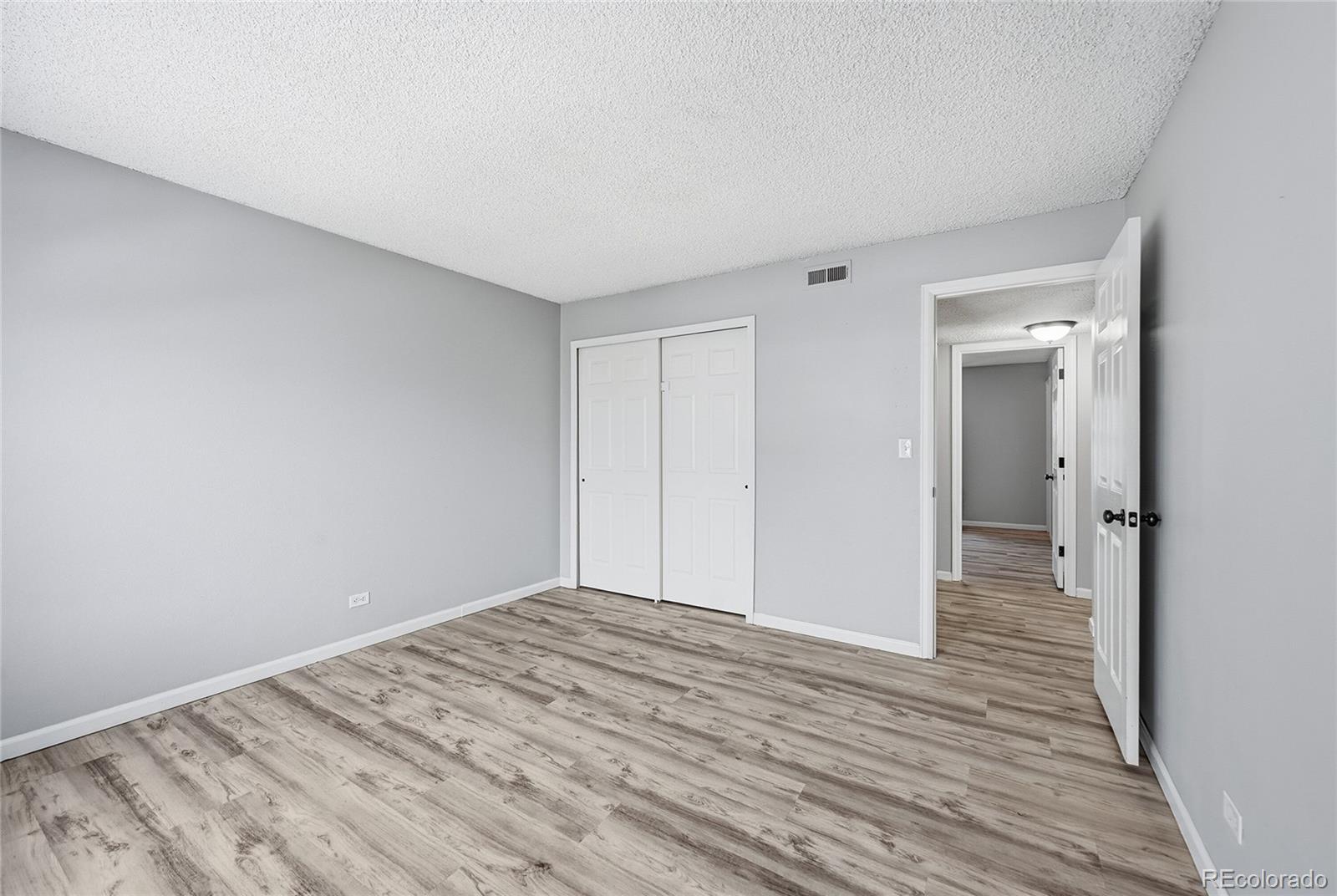 MLS Image #7 for 3490 s akron street,denver, Colorado