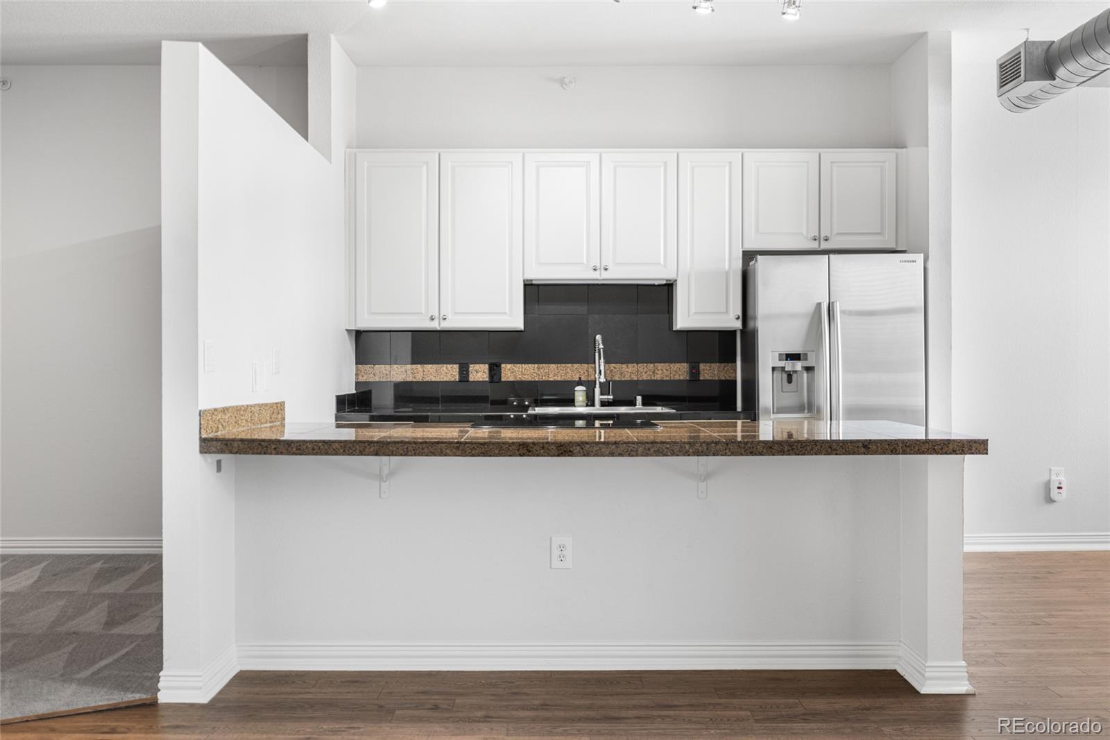 MLS Image #11 for 277 n broadway ,denver, Colorado