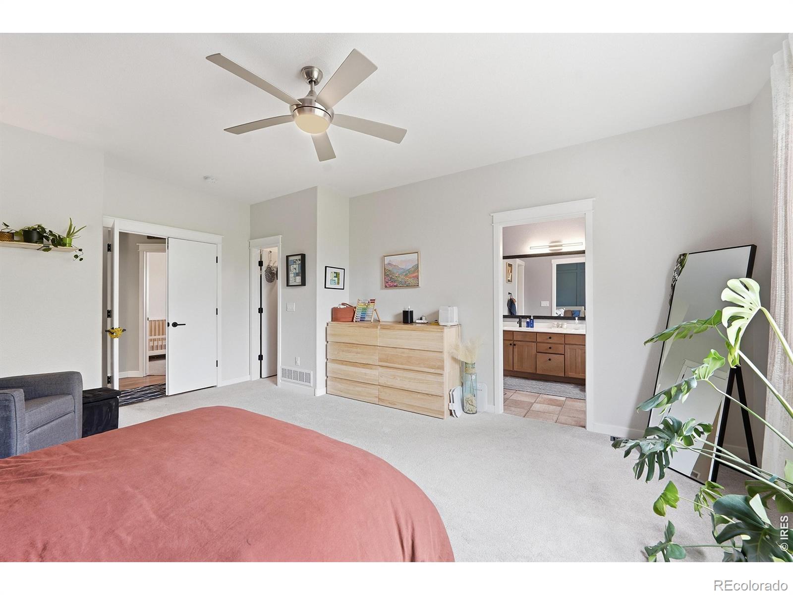 MLS Image #11 for 1714  hemlock way,broomfield, Colorado