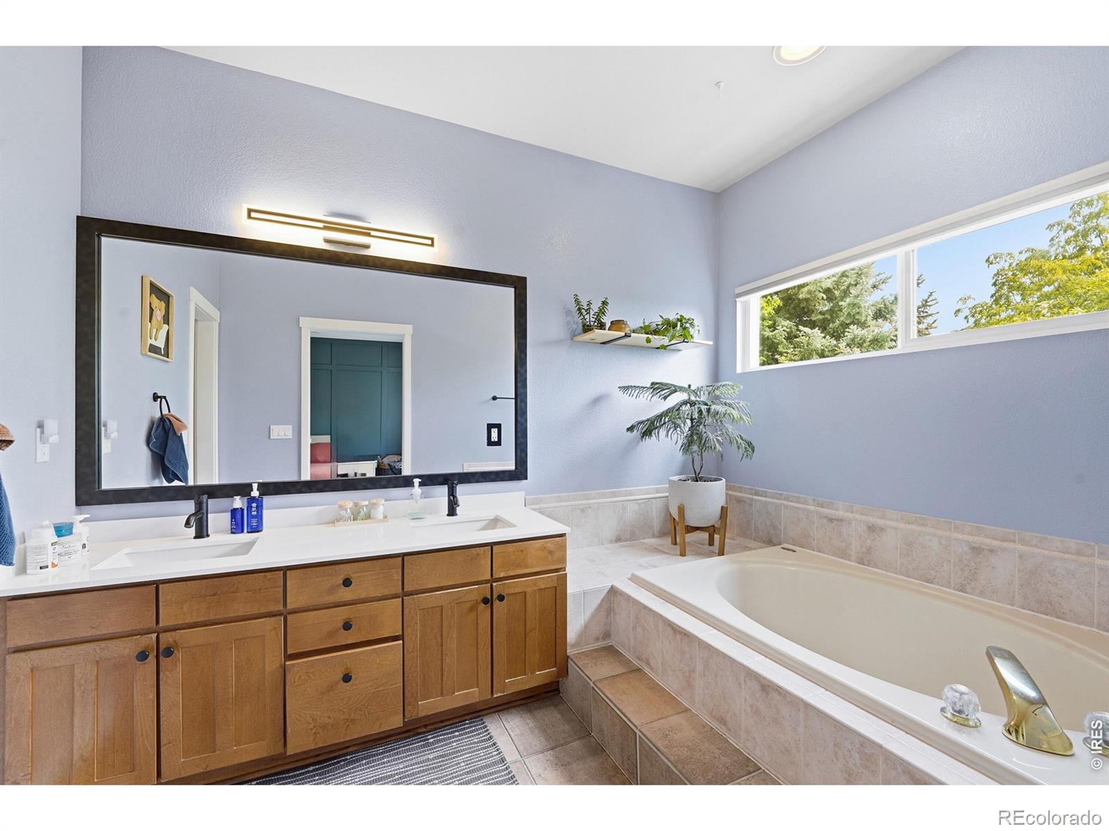 MLS Image #12 for 1714  hemlock way,broomfield, Colorado