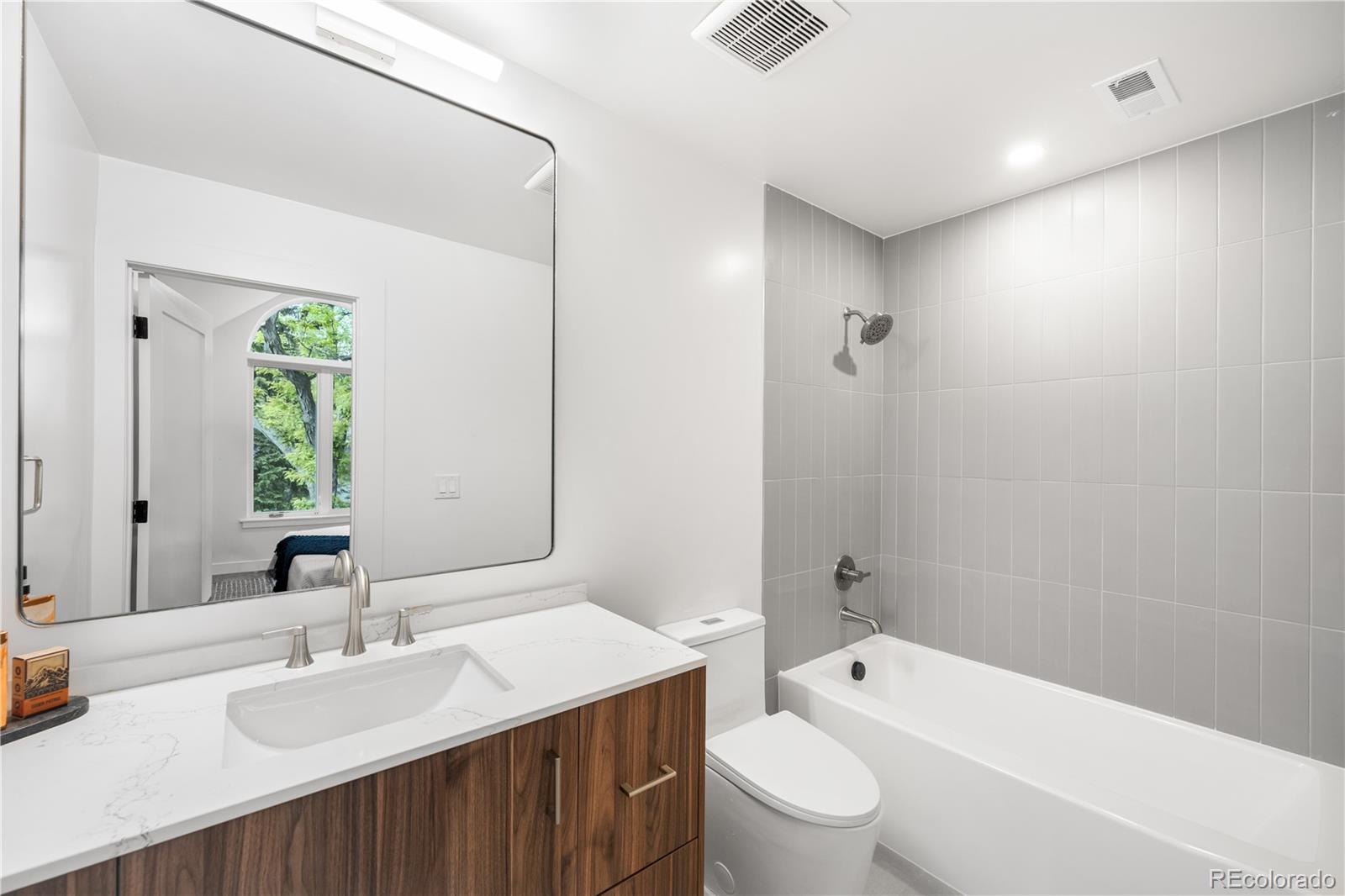 MLS Image #34 for 43  albion street,denver, Colorado