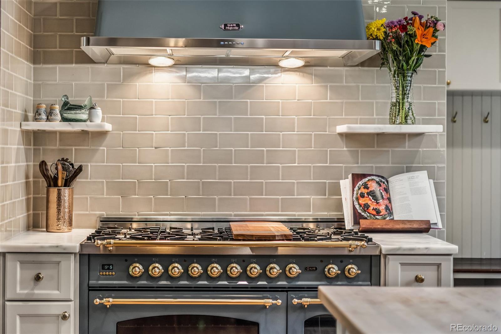 MLS Image #10 for 3215 e 7th avenue parkway,denver, Colorado
