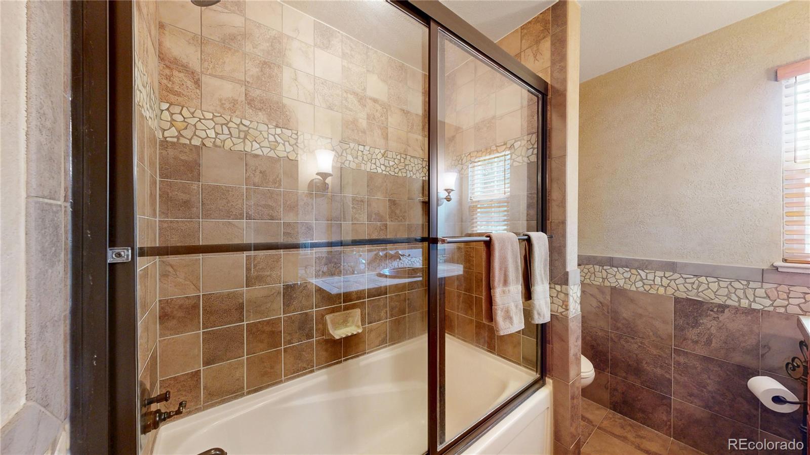 MLS Image #23 for 3265 s ash street,denver, Colorado