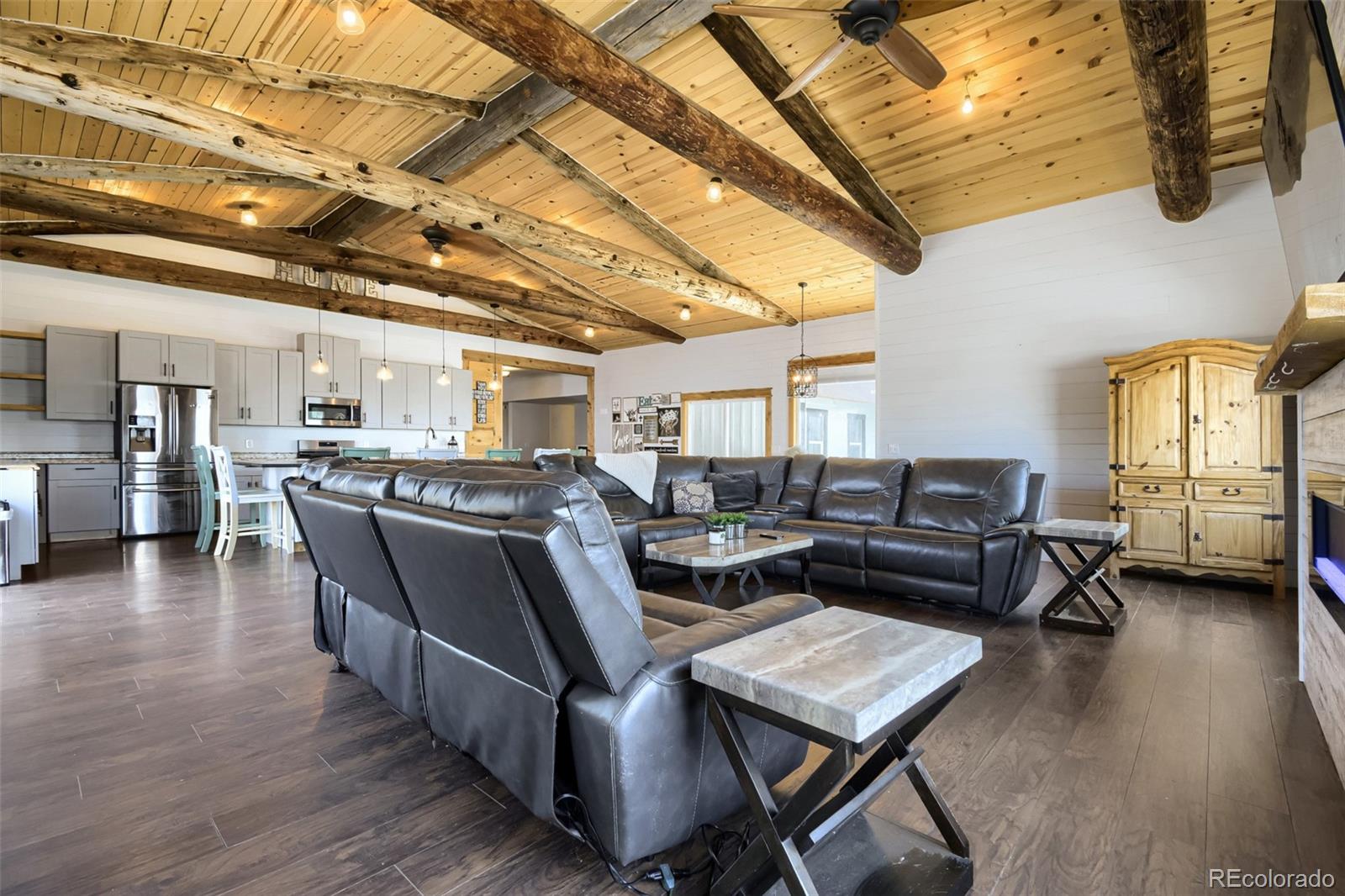 MLS Image #6 for 611  pinyon circle,lochbuie, Colorado