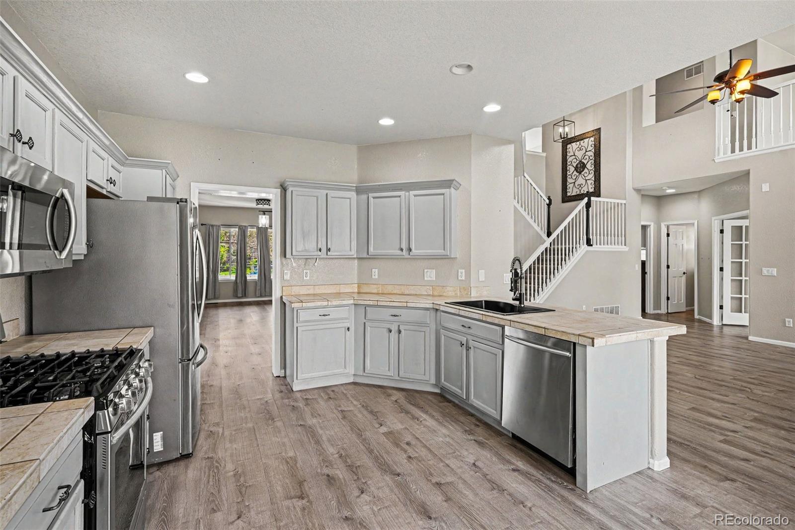 MLS Image #11 for 6019 s ukraine circle,aurora, Colorado