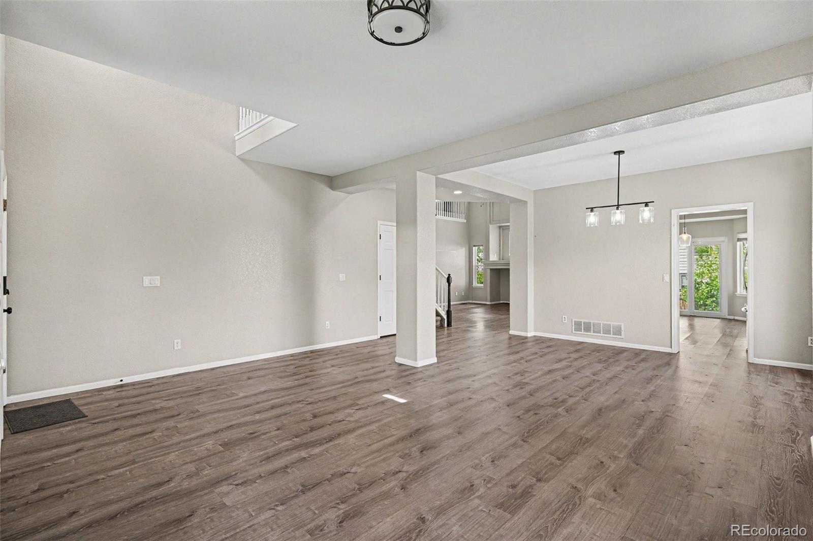 MLS Image #2 for 6019 s ukraine circle,aurora, Colorado