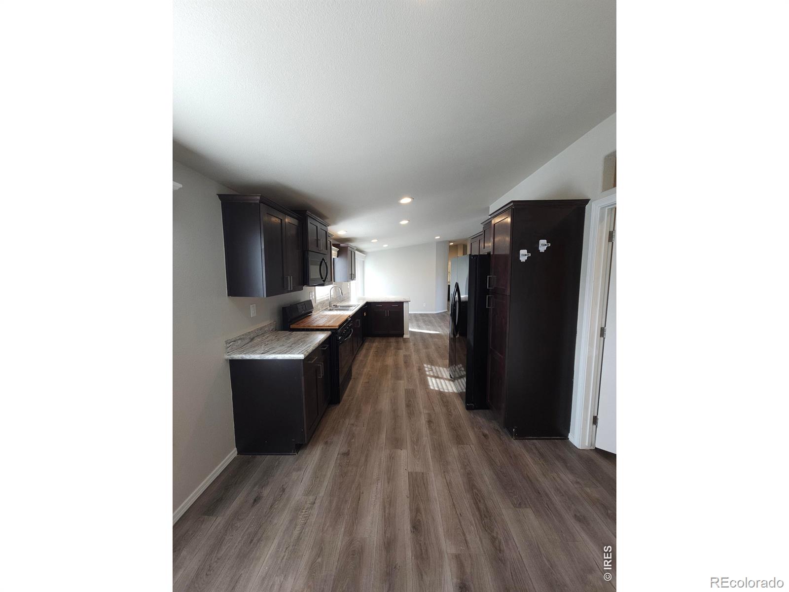 MLS Image #10 for 113  juniper circle,log lane village, Colorado
