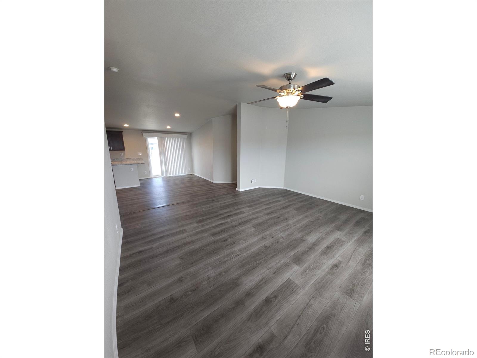 MLS Image #4 for 113  juniper circle,log lane village, Colorado
