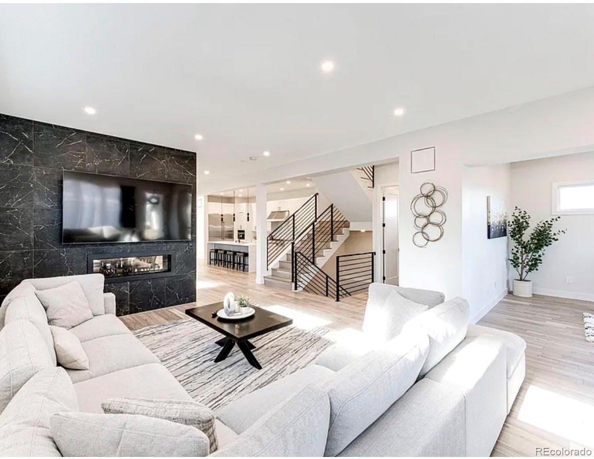 MLS Image #18 for 1615 s franklin street,denver, Colorado