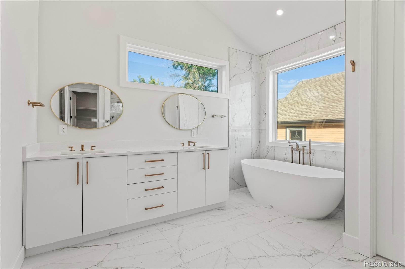 MLS Image #9 for 1615 s franklin street,denver, Colorado