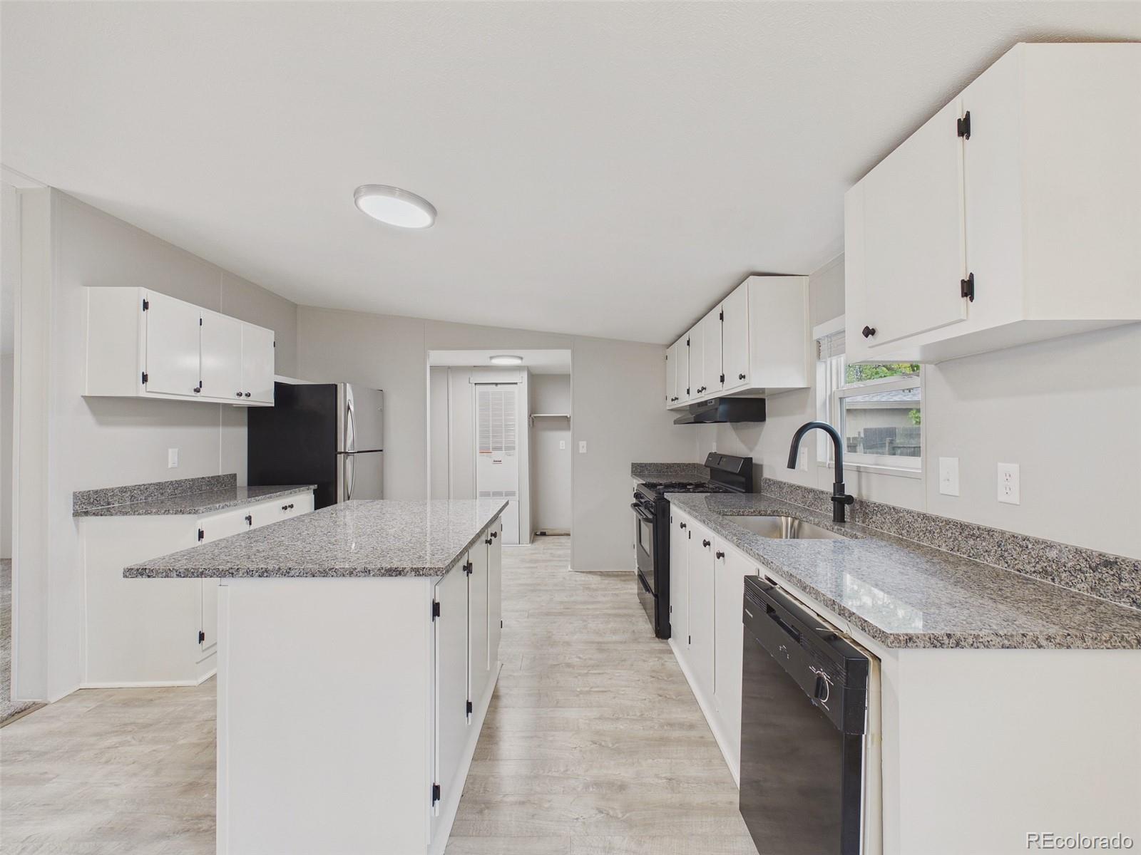 MLS Image #13 for 320  glen ayre street,dacono, Colorado