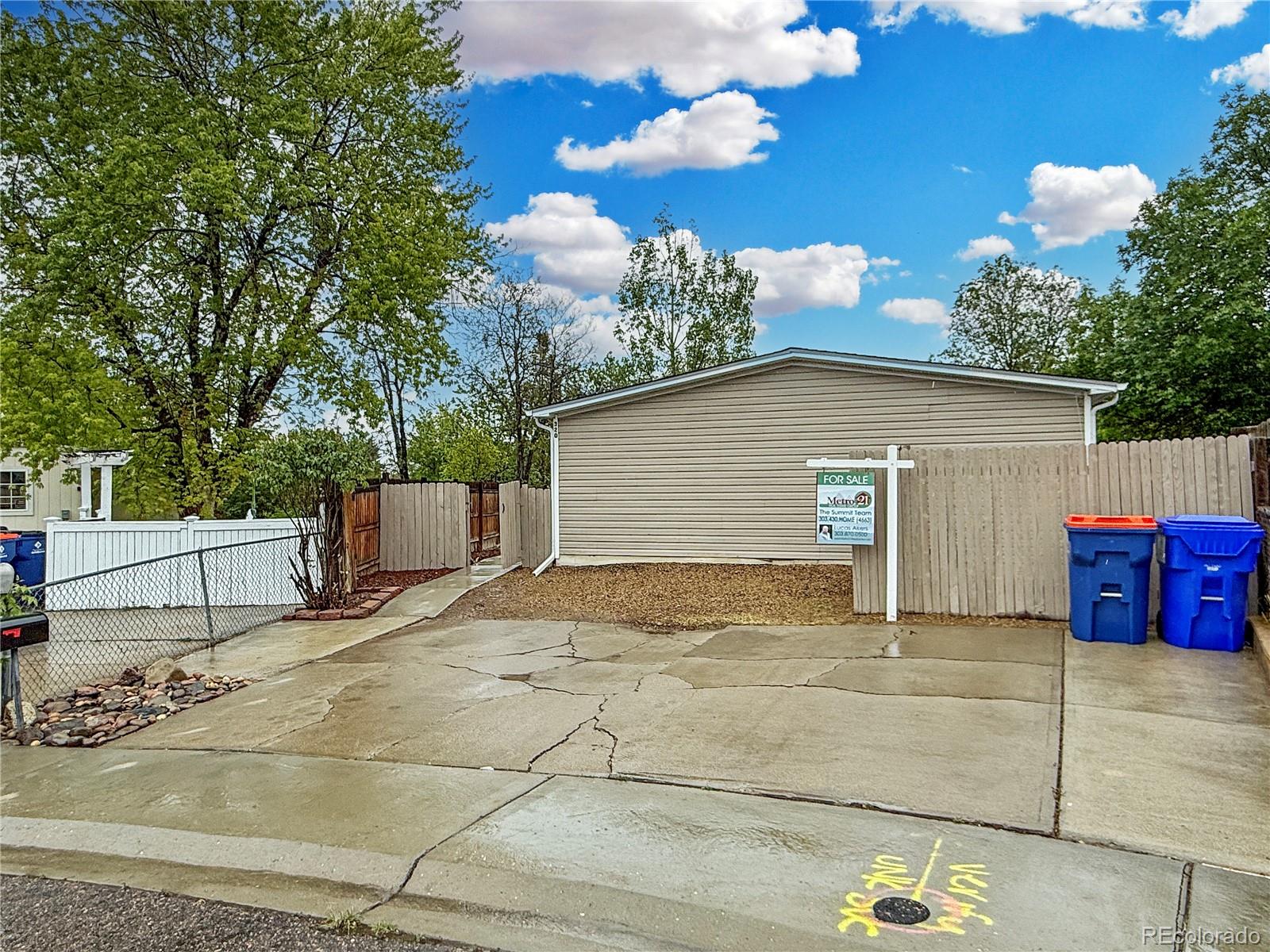 MLS Image #4 for 320  glen ayre street,dacono, Colorado