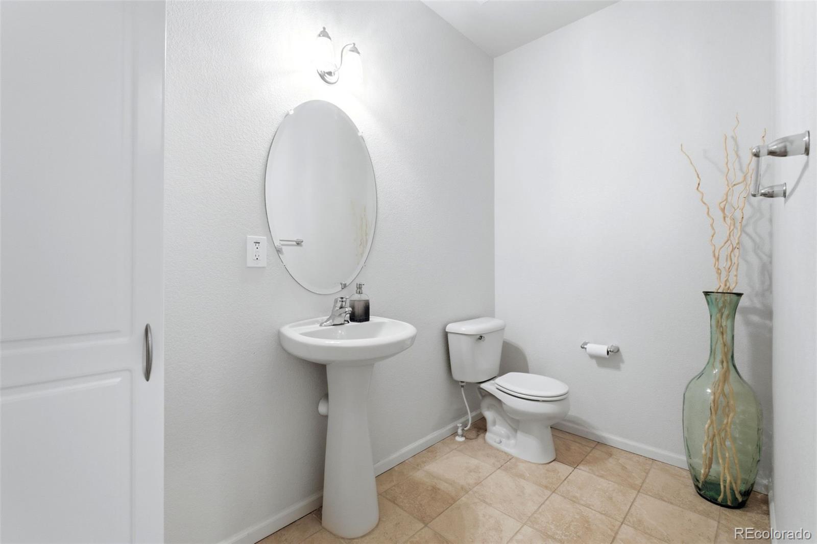 MLS Image #14 for 591 s mobile place,aurora, Colorado
