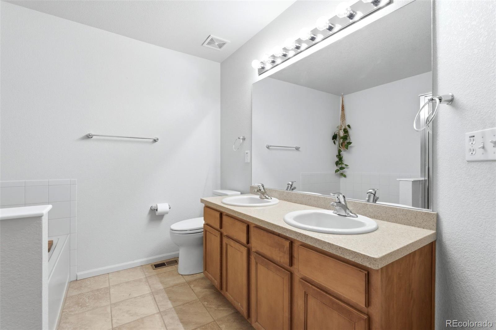 MLS Image #29 for 591 s mobile place,aurora, Colorado