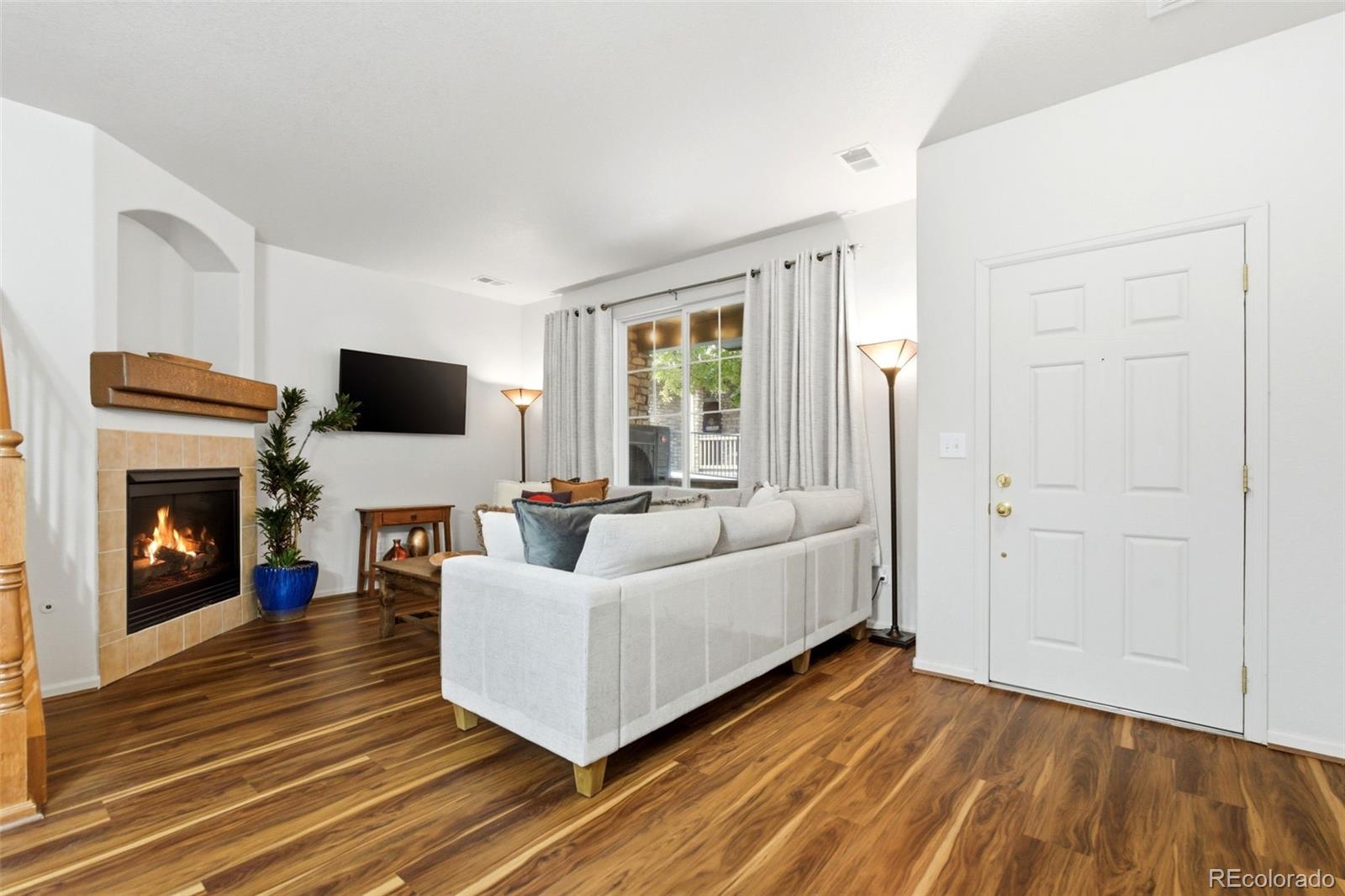 MLS Image #4 for 591 s mobile place,aurora, Colorado