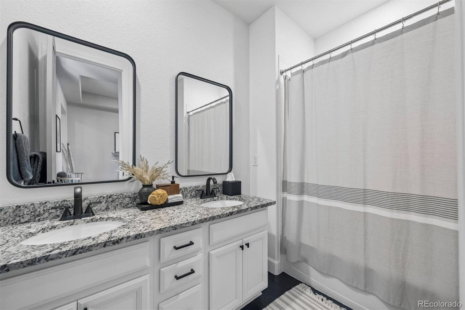 MLS Image #3 for 28017 e nichols place,aurora, Colorado
