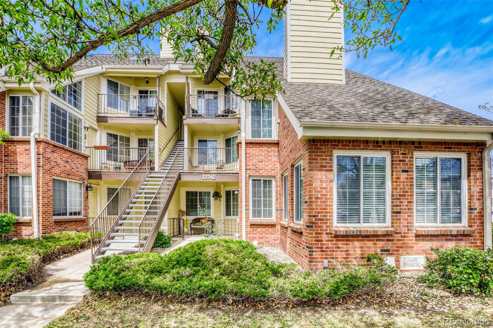 MLS Image #1 for 13742 e lehigh avenue,aurora, Colorado