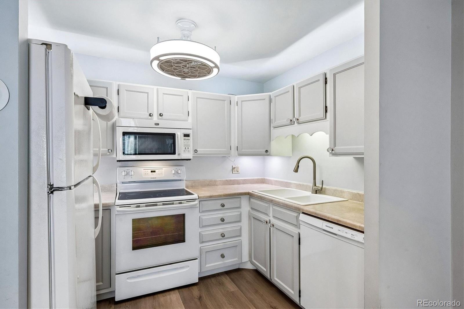 MLS Image #4 for 3124 s wheeling way 109,aurora, Colorado