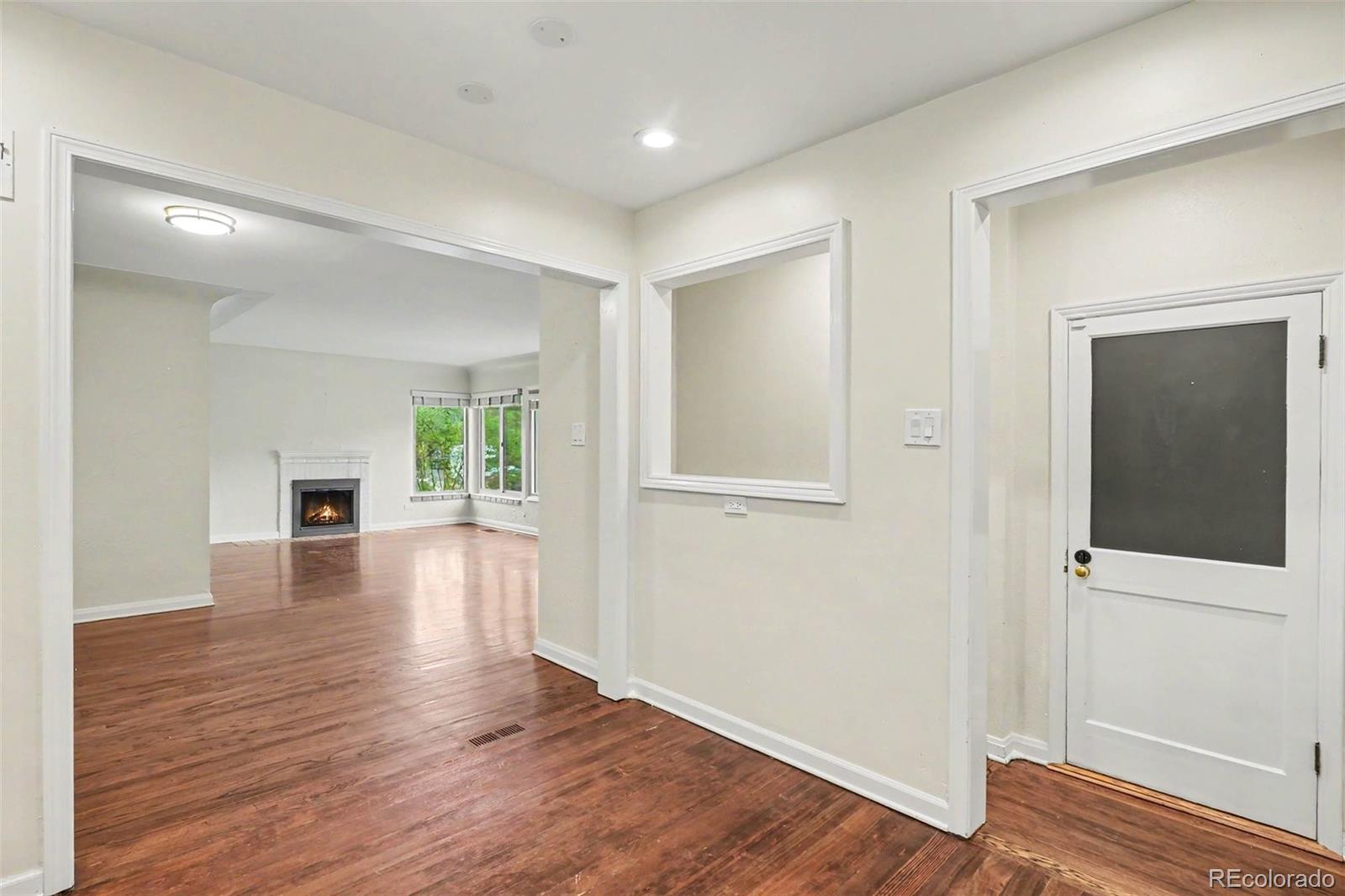MLS Image #10 for 1201 s clayton street,denver, Colorado
