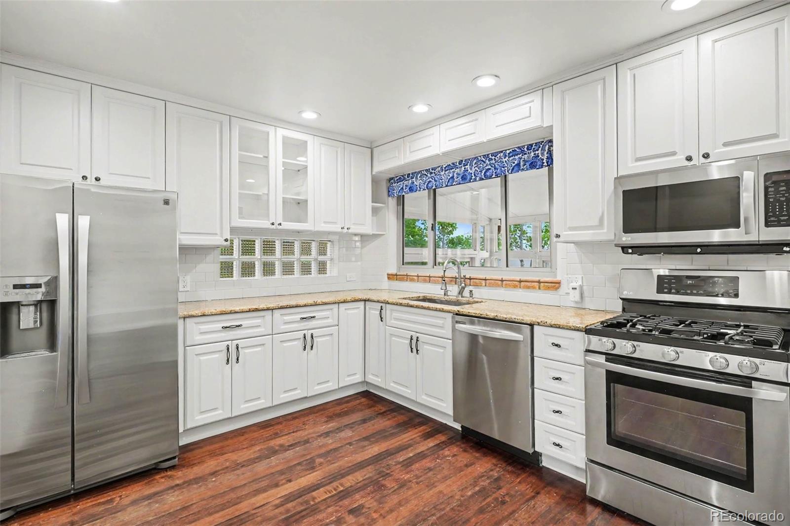MLS Image #11 for 1201 s clayton street,denver, Colorado