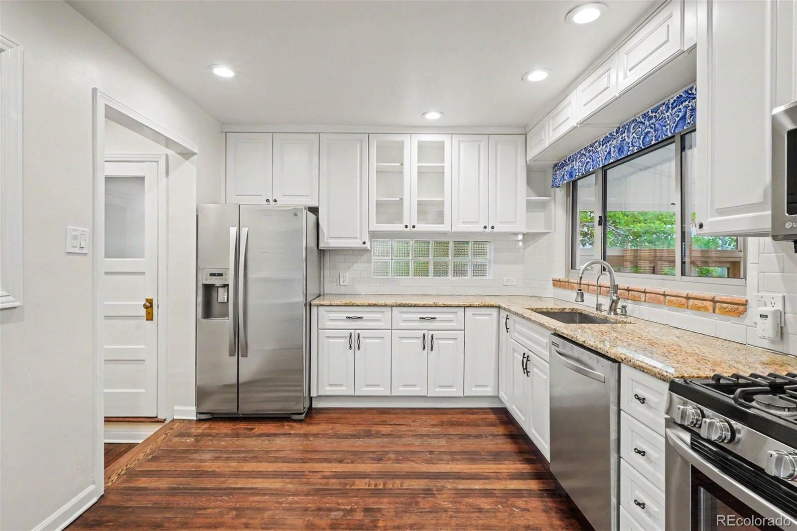 MLS Image #12 for 1201 s clayton street,denver, Colorado