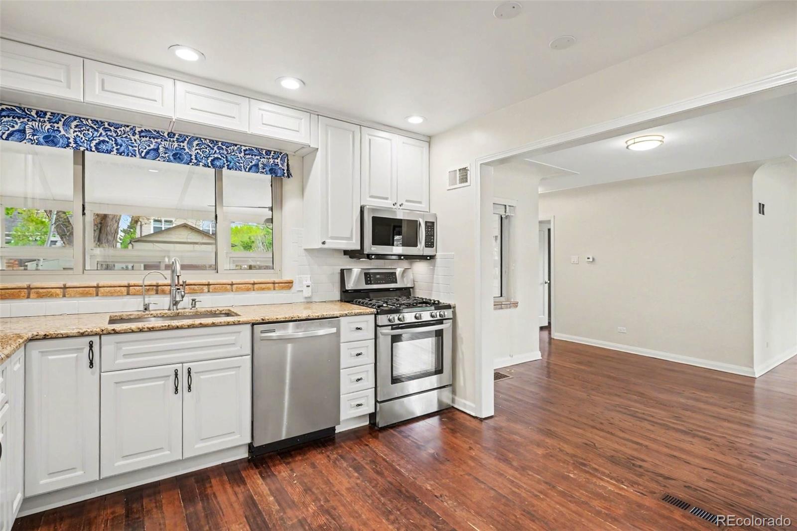 MLS Image #13 for 1201 s clayton street,denver, Colorado