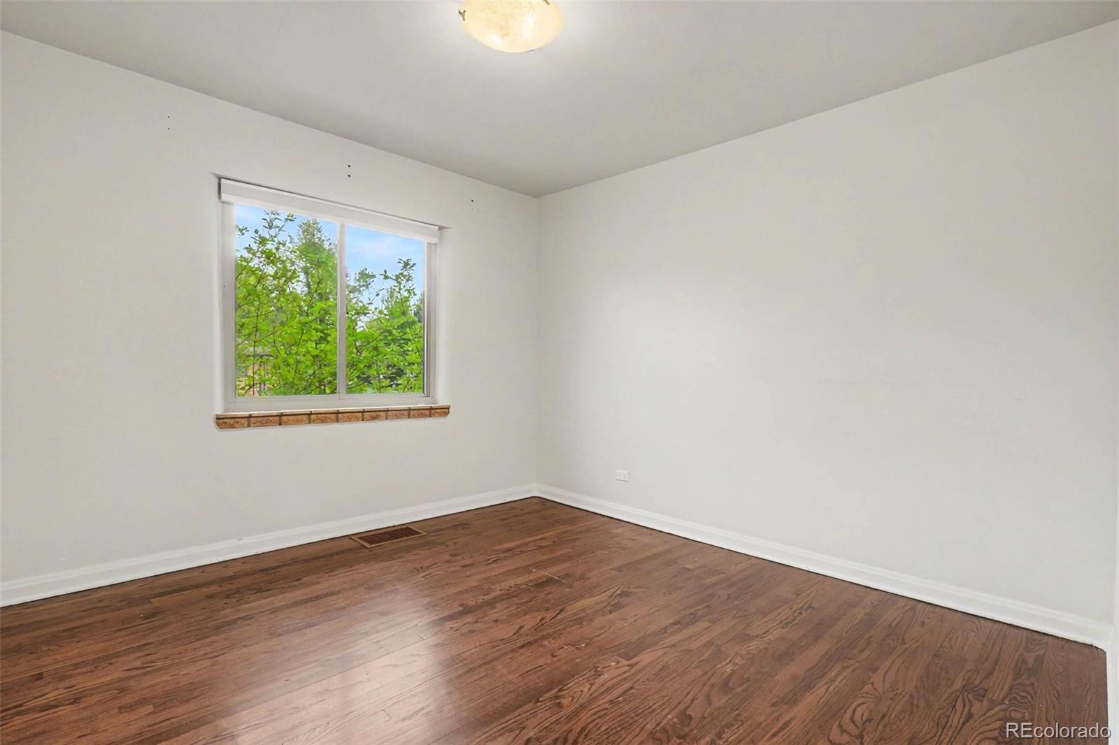 MLS Image #21 for 1201 s clayton street,denver, Colorado