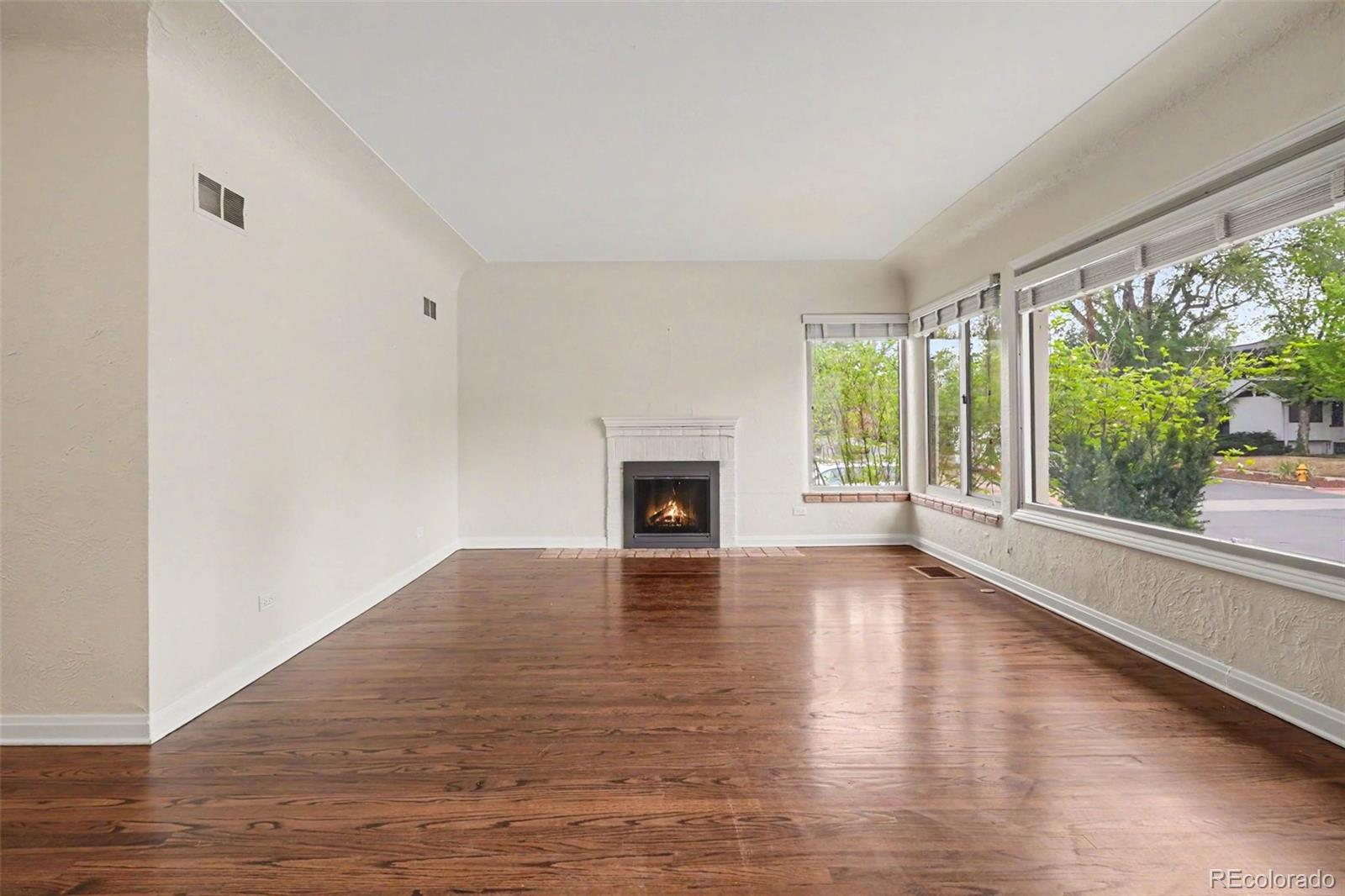 MLS Image #8 for 1201 s clayton street,denver, Colorado