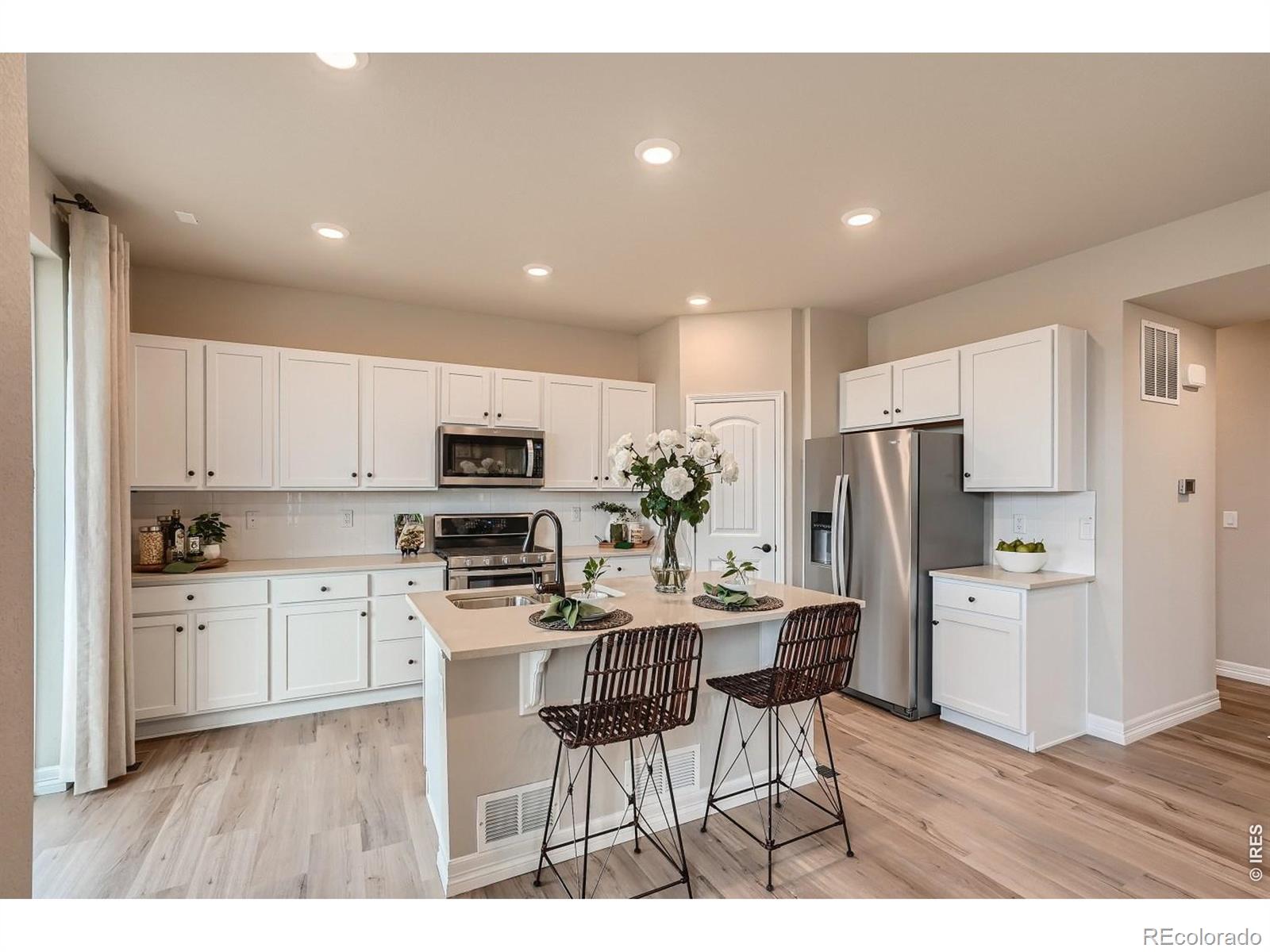 MLS Image #8 for 594  crestone street,johnstown, Colorado