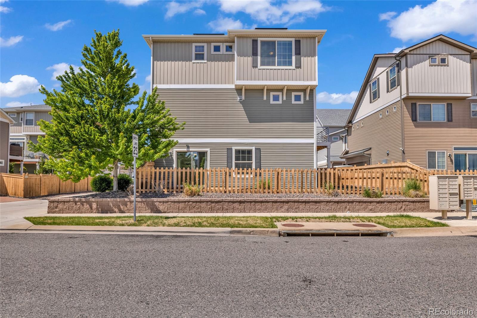 MLS Image #37 for 18183 e 104th way,commerce city, Colorado