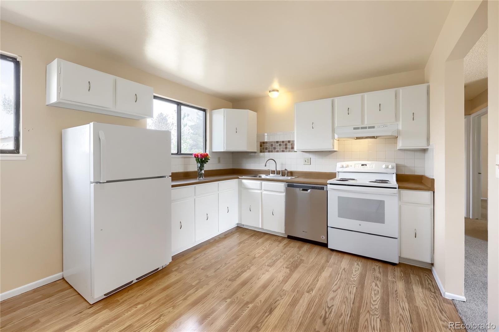 MLS Image #4 for 3079 s evanston way,aurora, Colorado