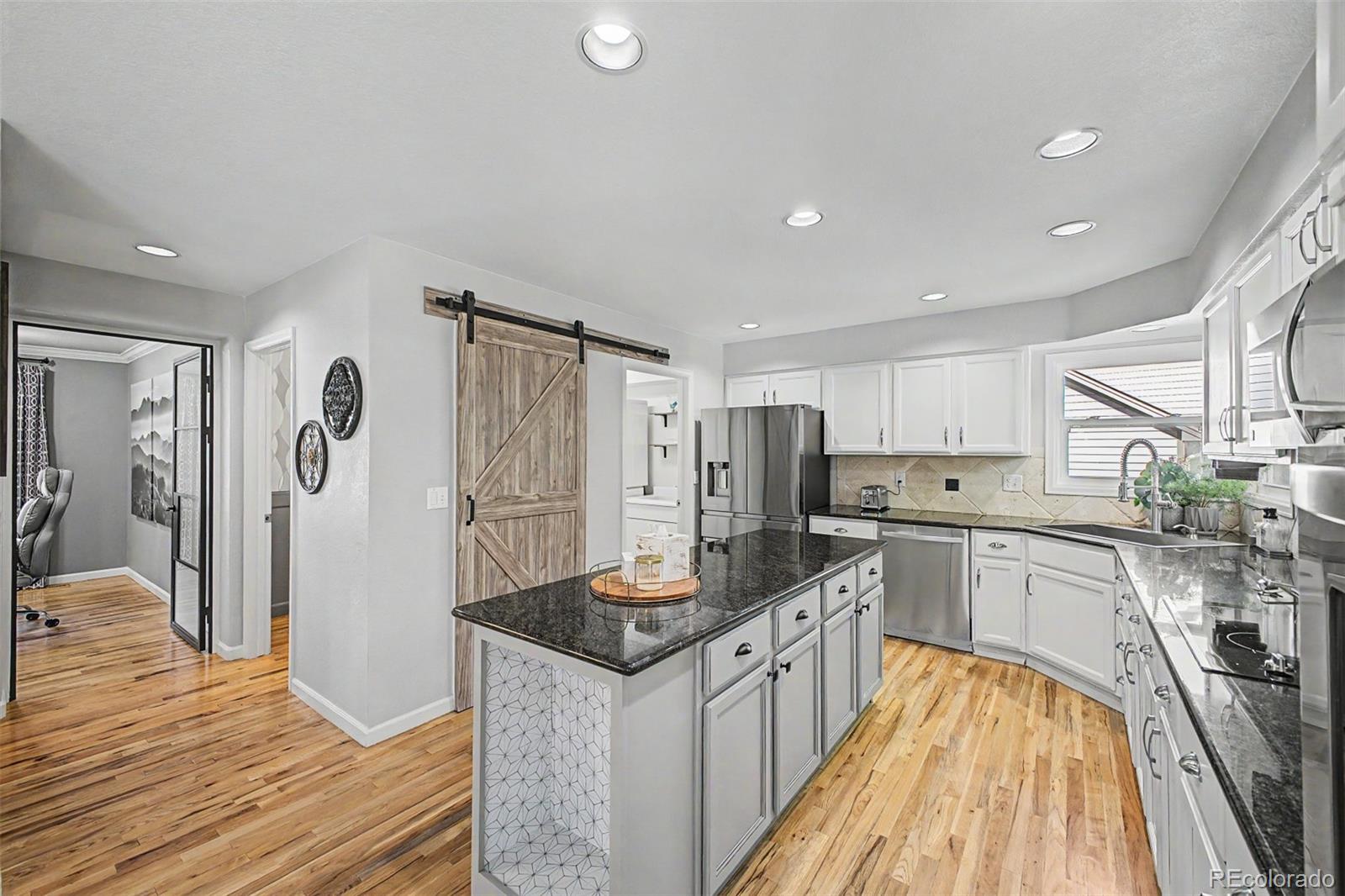 MLS Image #14 for 18612 e wagon trail circle,aurora, Colorado