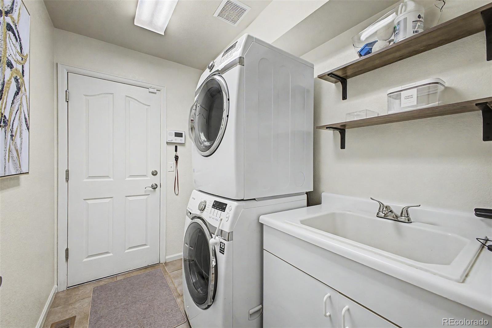 MLS Image #38 for 18612 e wagon trail circle,aurora, Colorado