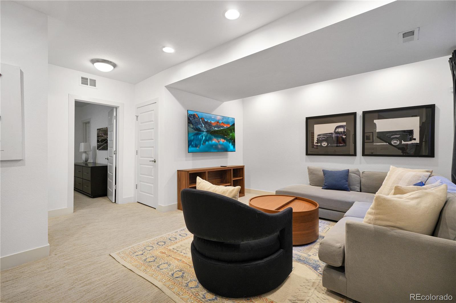 MLS Image #27 for 5043  valentia street,denver, Colorado