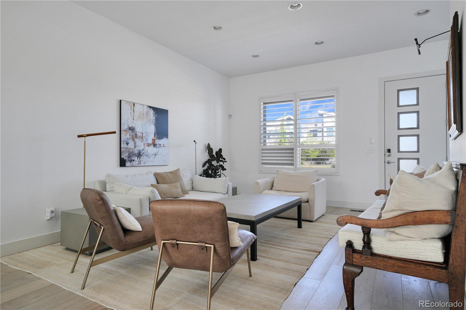 MLS Image #3 for 5043  valentia street,denver, Colorado