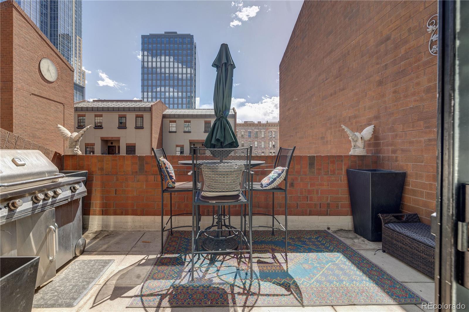 MLS Image #25 for 1512  larimer street 24,denver, Colorado