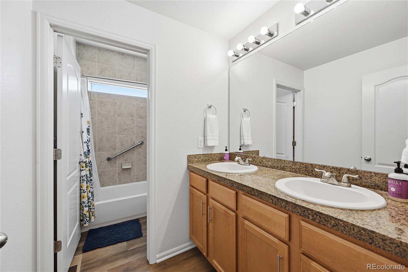 MLS Image #5 for 10145  pitkin way,commerce city, Colorado