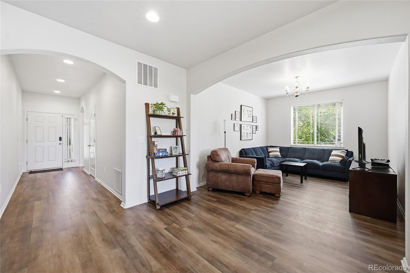 MLS Image #9 for 10145  pitkin way,commerce city, Colorado