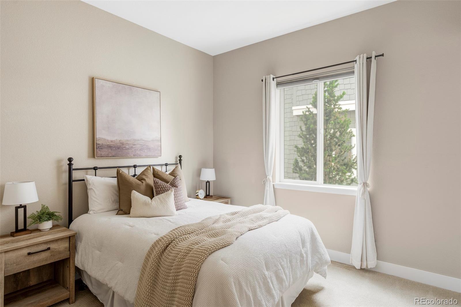 MLS Image #14 for 8792 e 53rd avenue,denver, Colorado