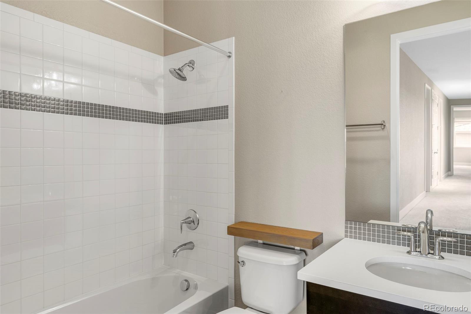 MLS Image #26 for 8792 e 53rd avenue,denver, Colorado